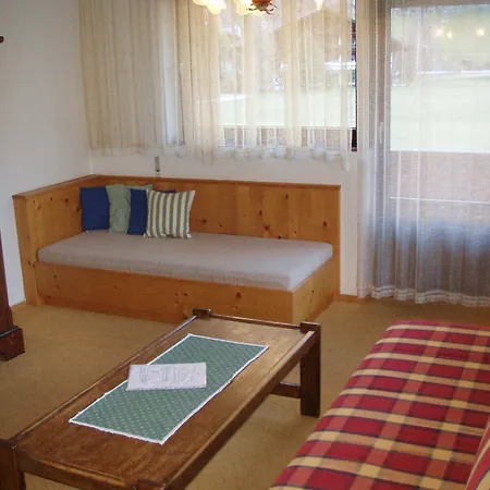 林塞霍夫费雷恩公寓酒店