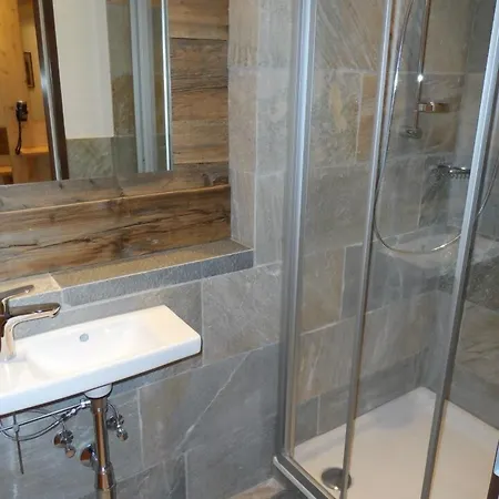 Linserhof זולדן