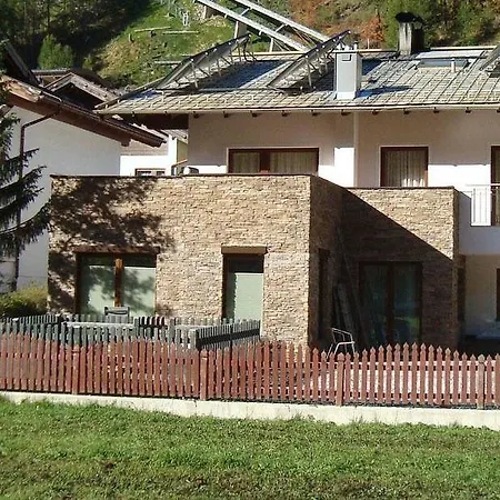 林塞霍夫费雷恩公寓酒店 索尔登