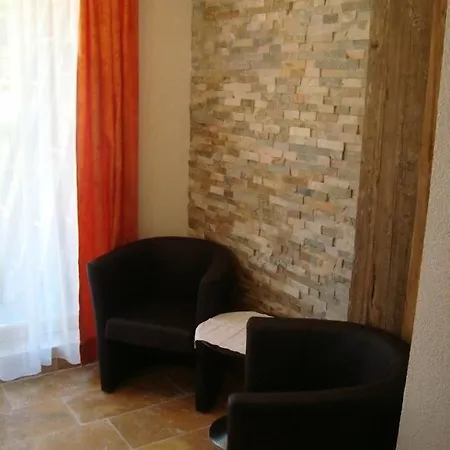 林塞霍夫费雷恩公寓酒店