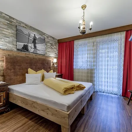 林塞霍夫费雷恩公寓酒店