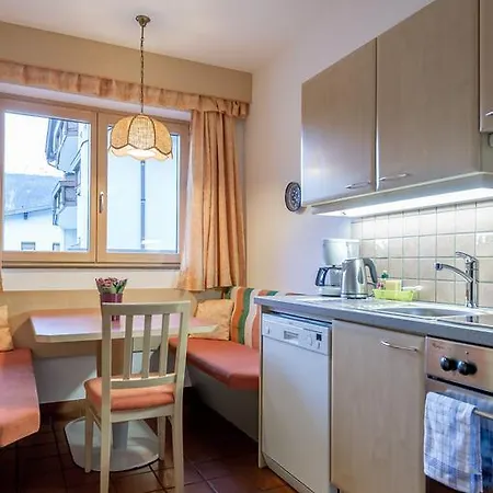 林塞霍夫费雷恩公寓酒店