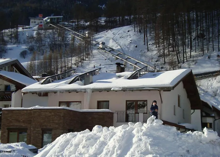 林塞霍夫费雷恩公寓酒店