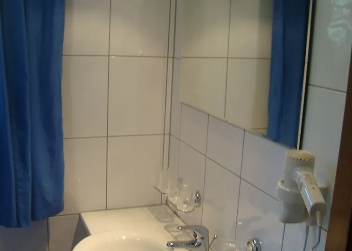 林塞霍夫费雷恩公寓酒店